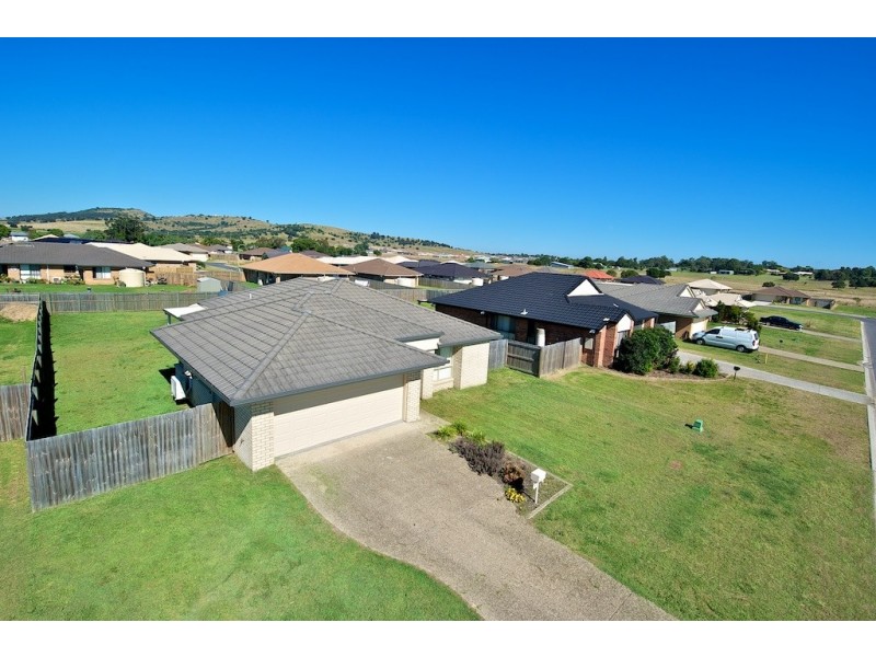 9 Bray Street, Lowood QLD 4311