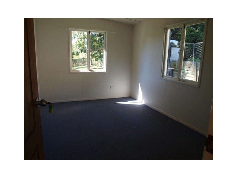 1 Daisy Avenue, North Ipswich QLD 4305