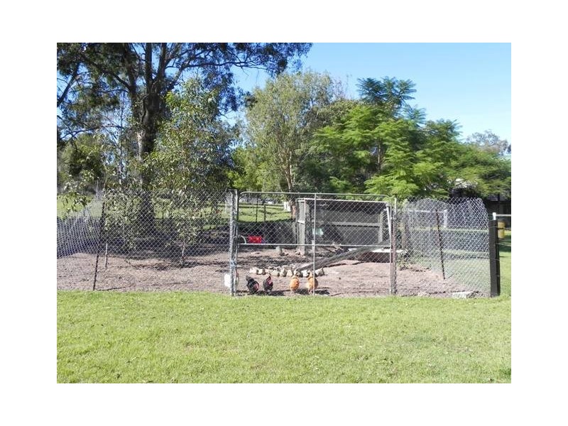 84 Shines Road, Wivenhoe Pocket QLD 4306