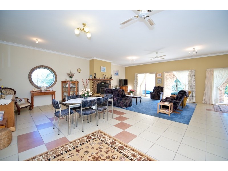 48 Steinhardt Street, Lowood QLD 4311