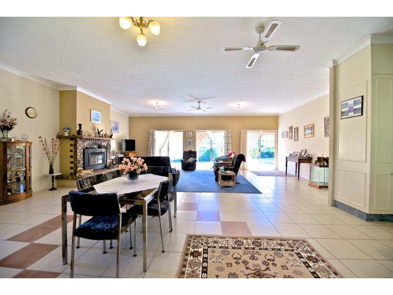 48 Steinhardt Street, Lowood QLD 4311