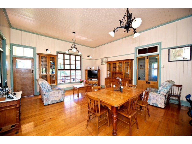 68 Fairfield Road, Lowood QLD 4311