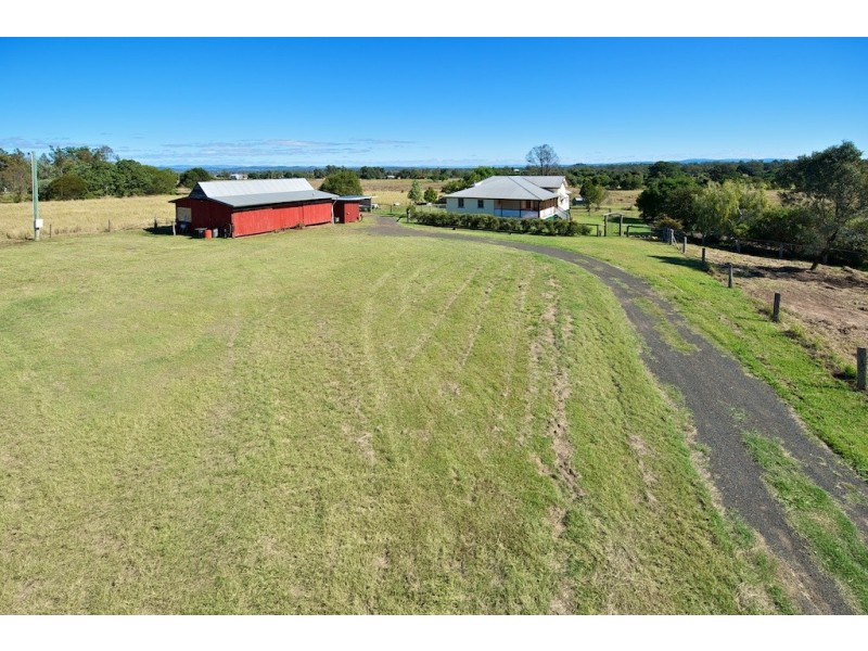 68 Fairfield Road, Lowood QLD 4311
