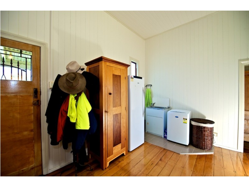 68 Fairfield Road, Lowood QLD 4311