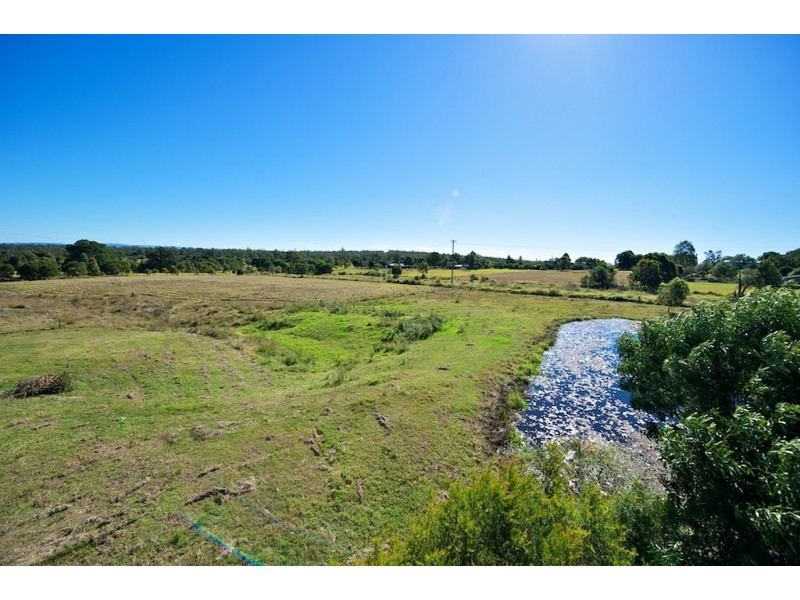 68 Fairfield Road, Lowood QLD 4311