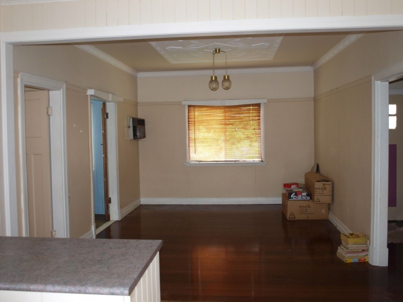12 Welsby Street, North Booval QLD 4304