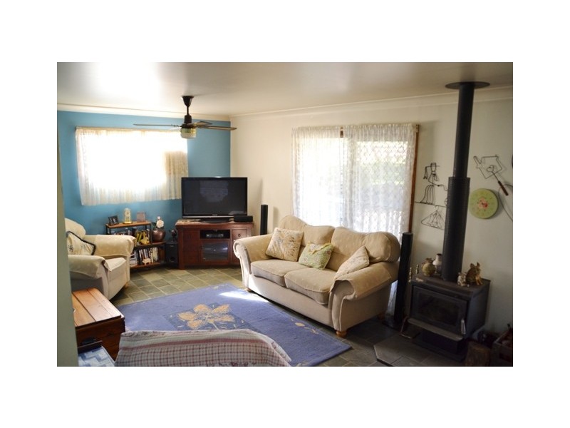 11 Challenge Avenue, Kensington Grove QLD 4341