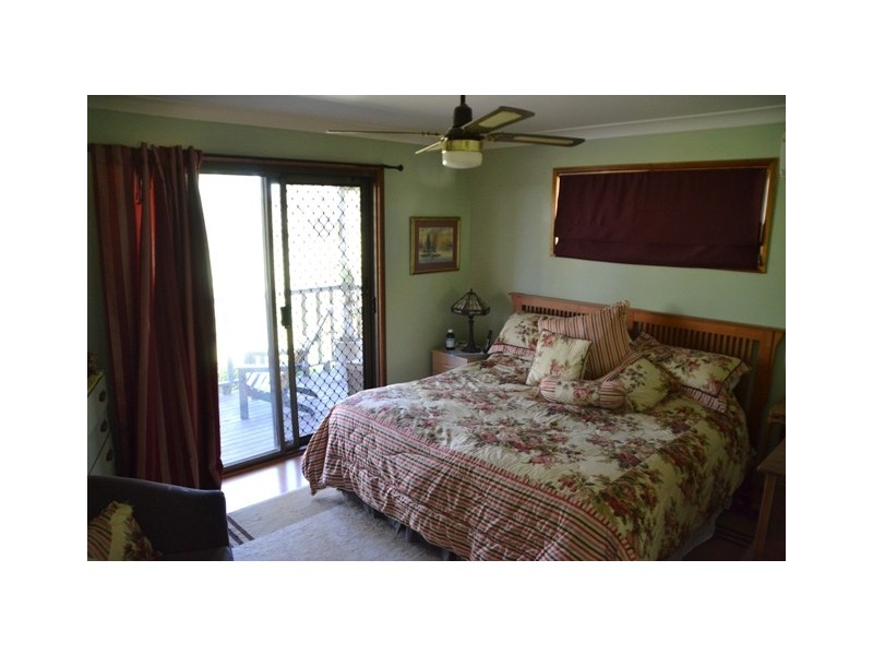 11 Challenge Avenue, Kensington Grove QLD 4341