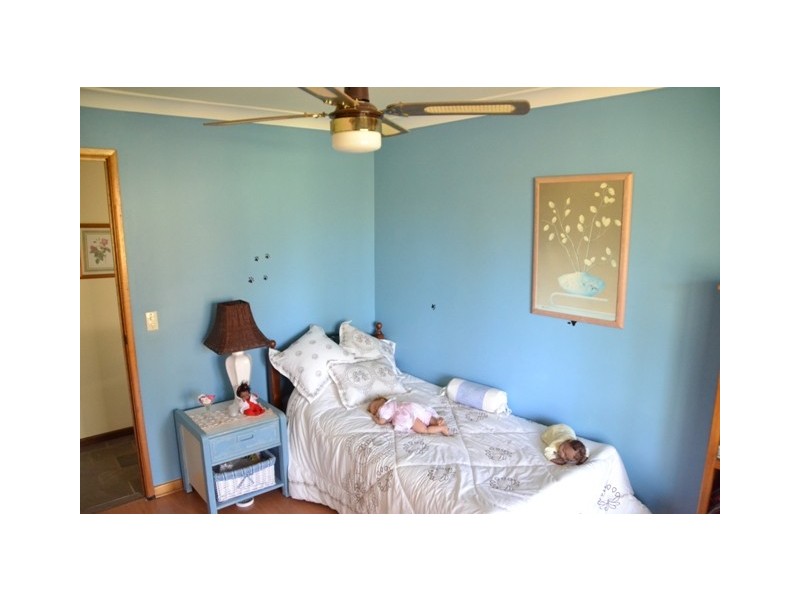 11 Challenge Avenue, Kensington Grove QLD 4341