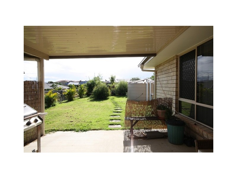 5 Lyndale Place, Fernvale QLD 4306