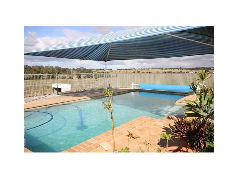 286 Linnings Road, Haigslea QLD 4306