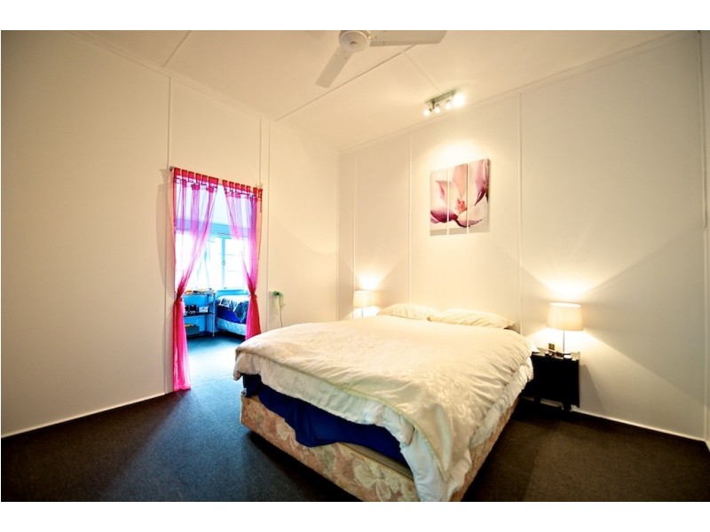 46 Main St, Lowood QLD 4311