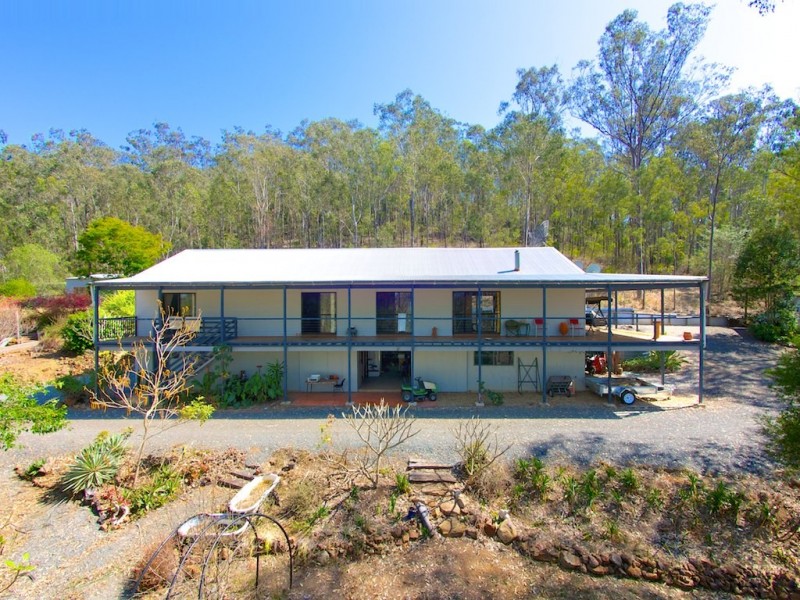 58 Outlook Dr, Esk QLD 4312