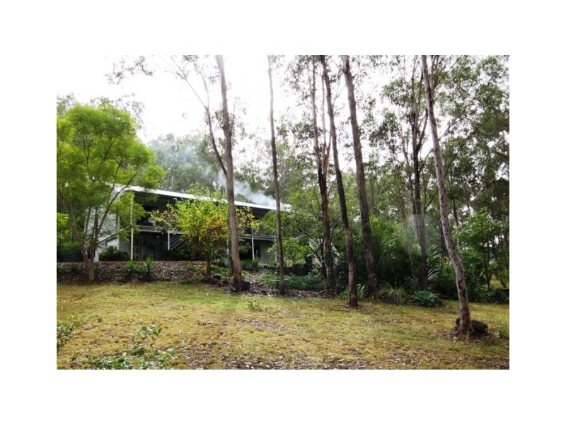 58 Outlook Dr, Esk QLD 4312