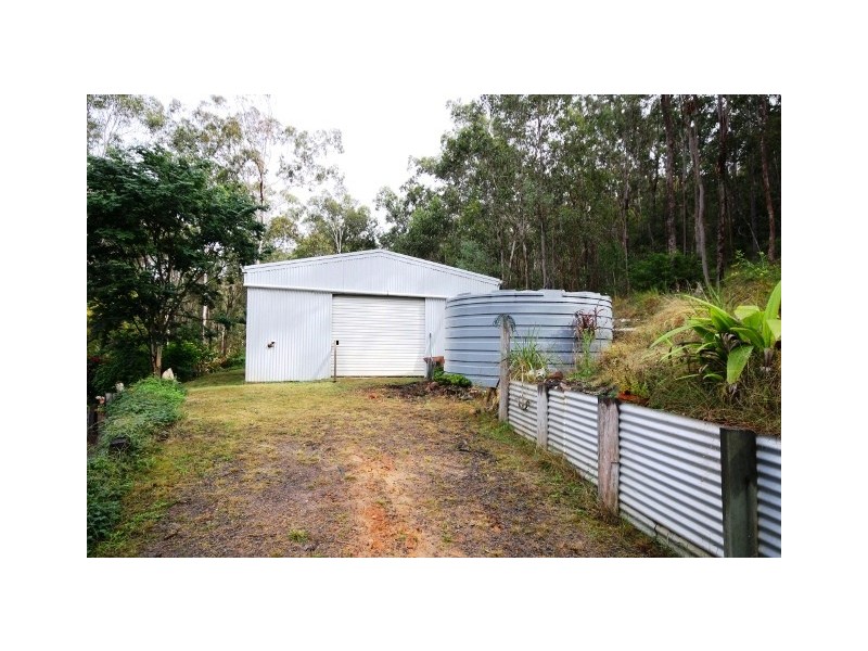 58 Outlook Dr, Esk QLD 4312