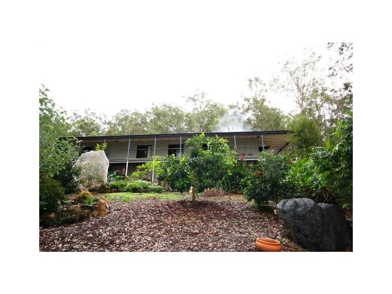 58 Outlook Dr, Esk QLD 4312