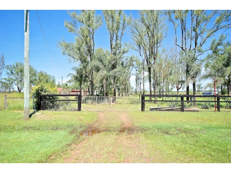 897 Clarendon Road, Clarendon QLD 4311