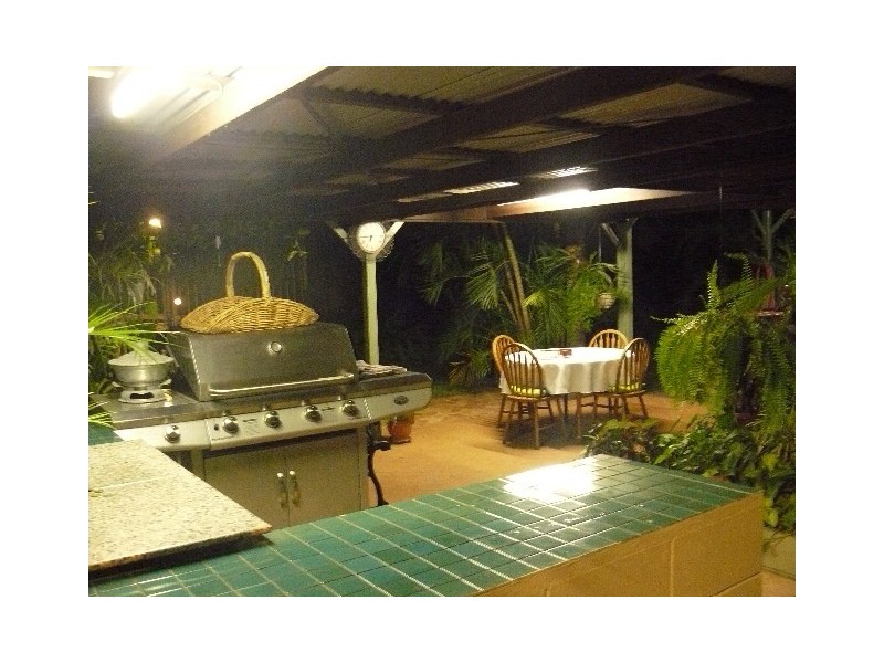 8 Clem St, Brassall QLD 4305