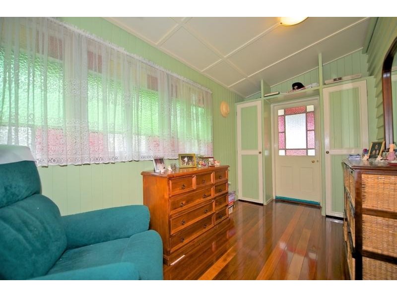 8 Clem St, Brassall QLD 4305