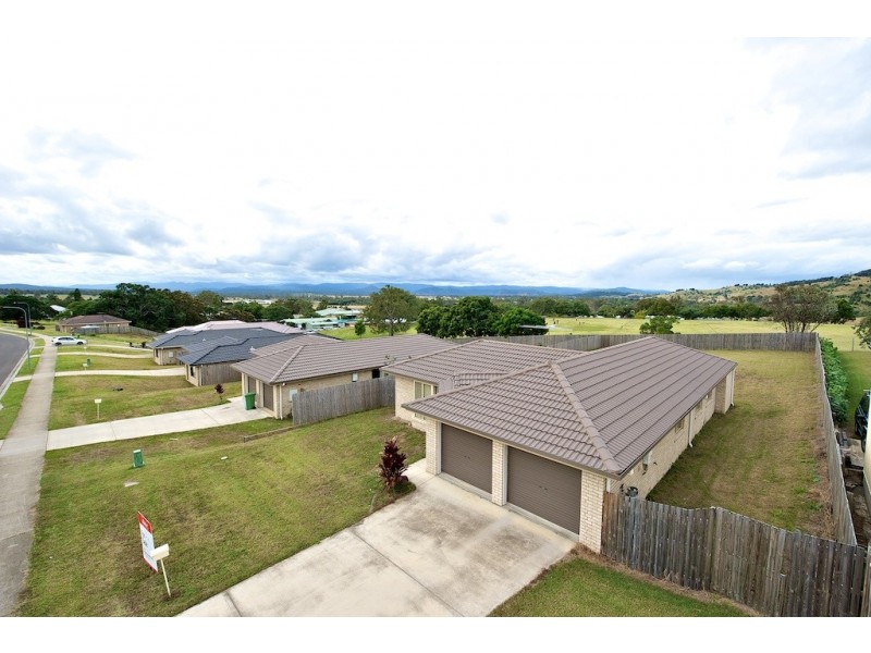 27 Ramsey Court, Lowood QLD 4311