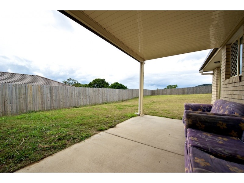 27 Ramsey Court, Lowood QLD 4311