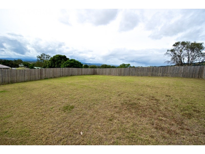 27 Ramsey Court, Lowood QLD 4311