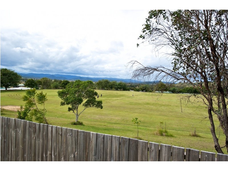 27 Ramsey Court, Lowood QLD 4311