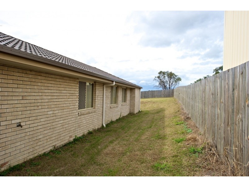 27 Ramsey Court, Lowood QLD 4311