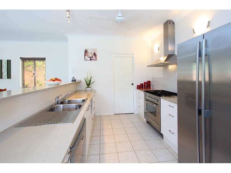 480 Lake Manchester Road, Kholo QLD 4306