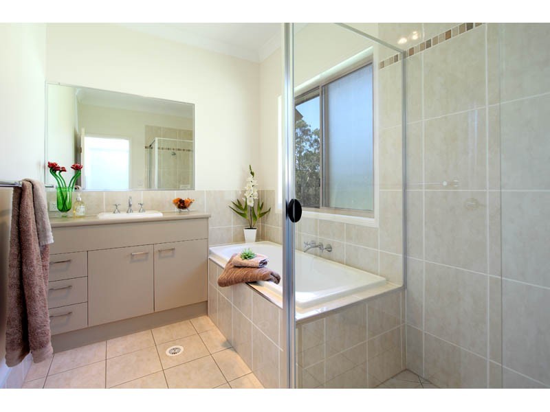 480 Lake Manchester Road, Kholo QLD 4306