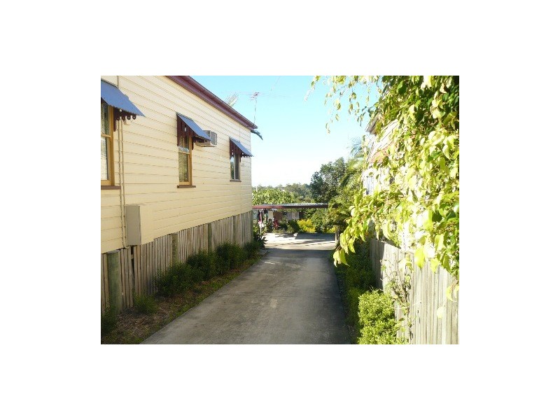 51 Pine Mountain Road, North Ipswich QLD 4305