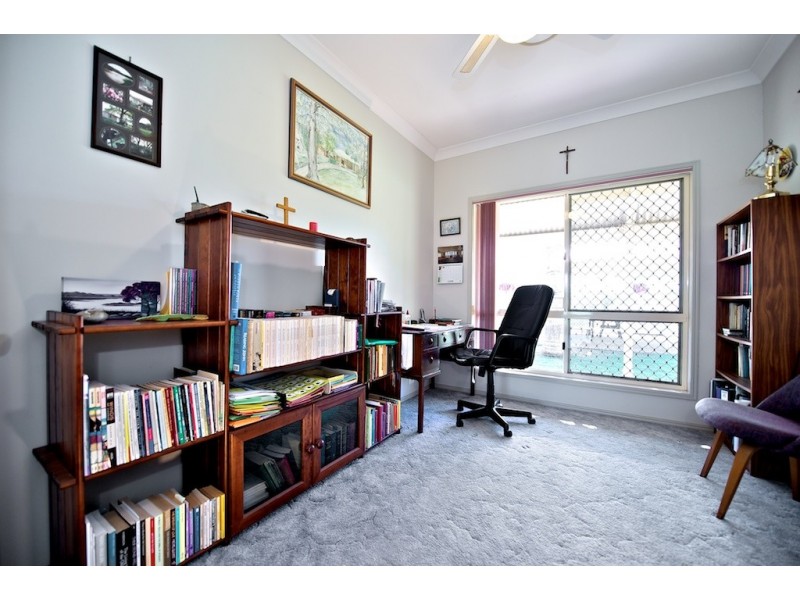 18 Shannon Road, Lowood QLD 4311