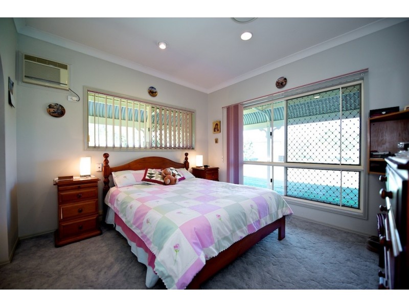 18 Shannon Road, Lowood QLD 4311