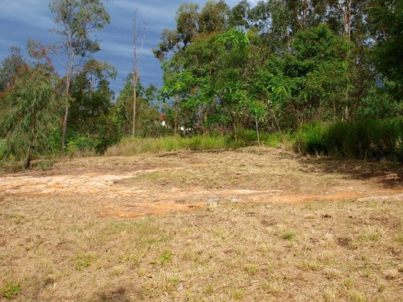 6 Ballow St, Woodend QLD 4305