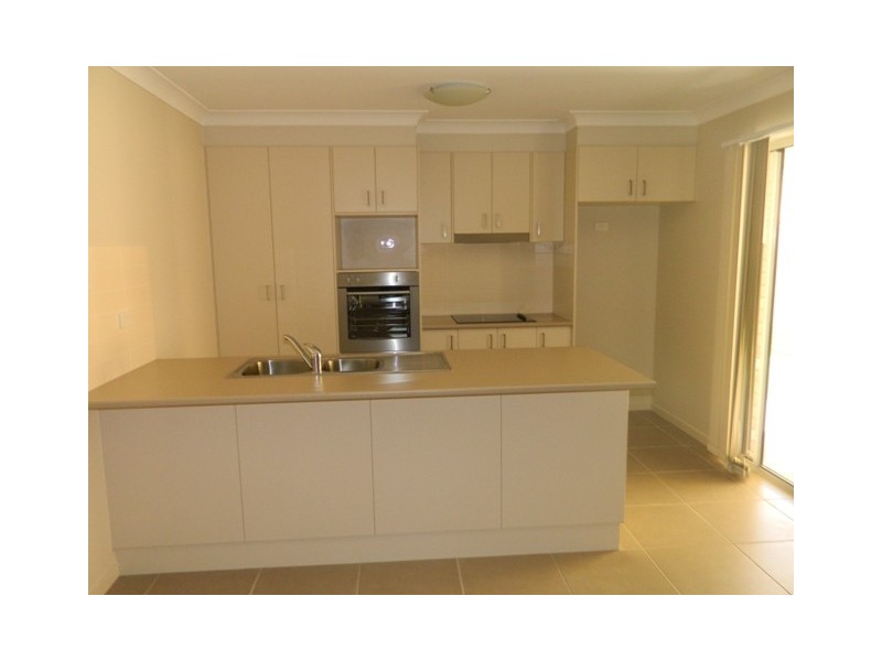 40 Noblewood Crescent, Fernvale QLD 4306