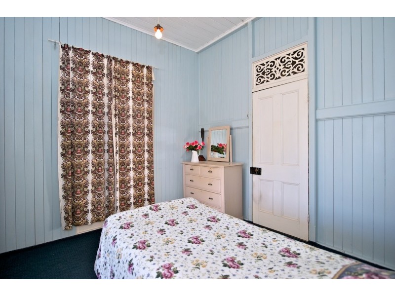 97 Woodend Road, Woodend QLD 4305