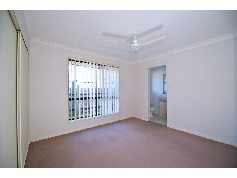 74 Anna Drive, Raceview QLD 4305