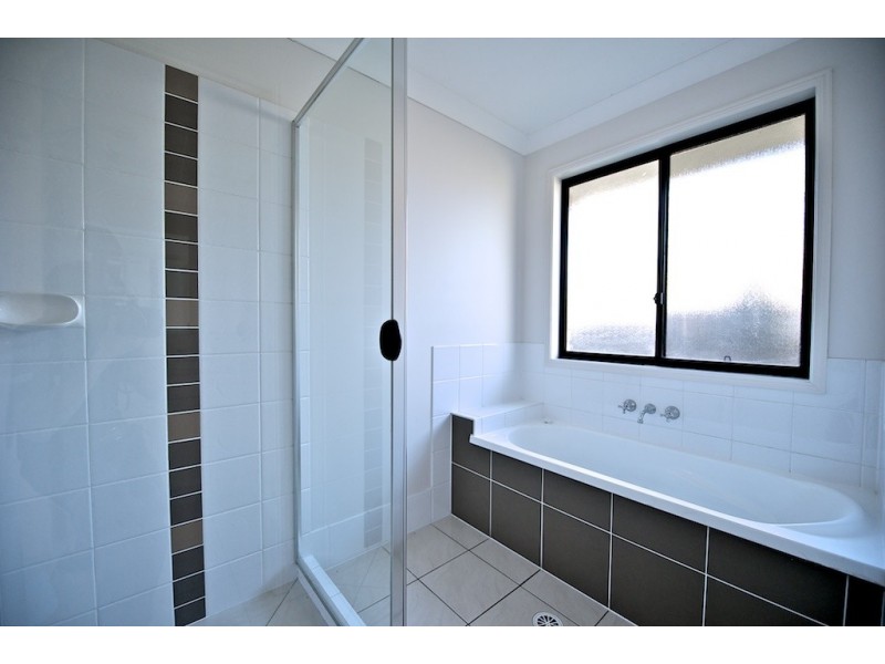 74 Anna Drive, Raceview QLD 4305