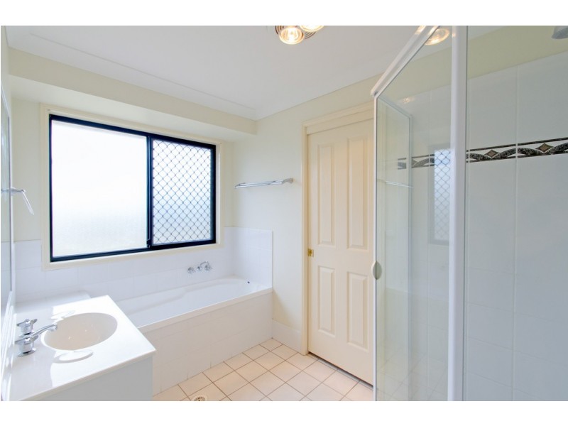 34 Rose Avenue, Minden QLD 4311