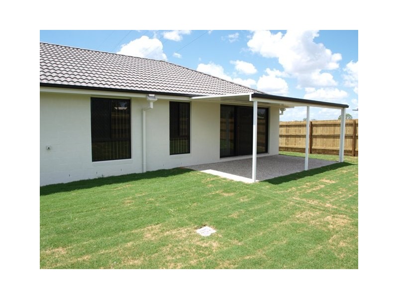 1 Sugars Place, Bundamba QLD 4304