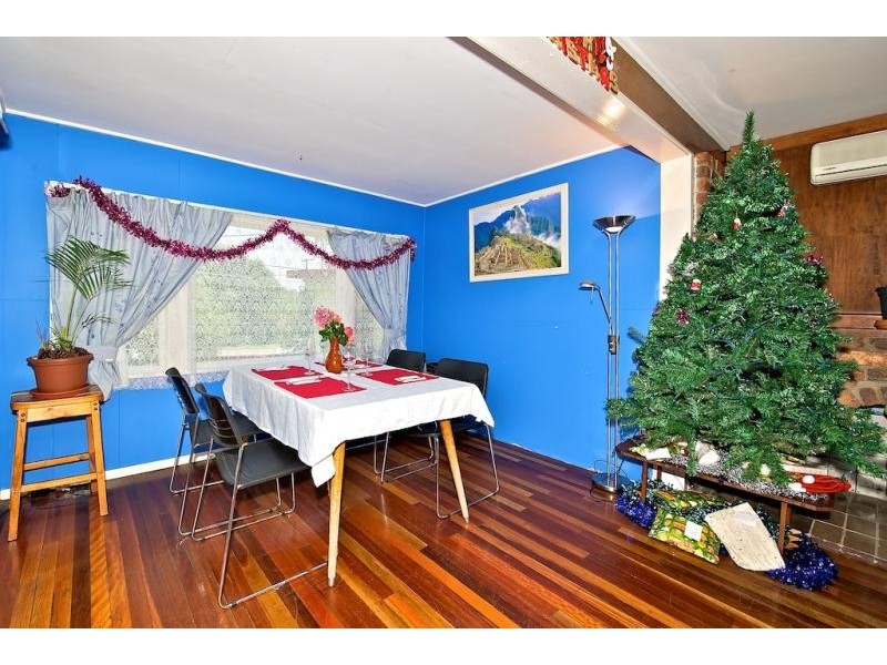 17 Brisbane Road, Redbank QLD 4301