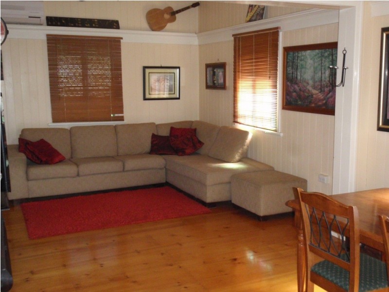 7 Chubb Street, One Mile QLD 4305