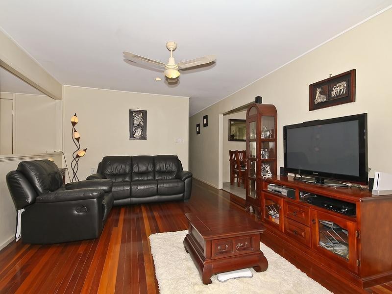 67 lyndon way, Karalee QLD 4306