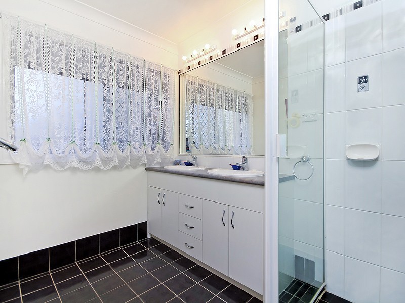 21 Dunoon Court, Karana Downs QLD 4306