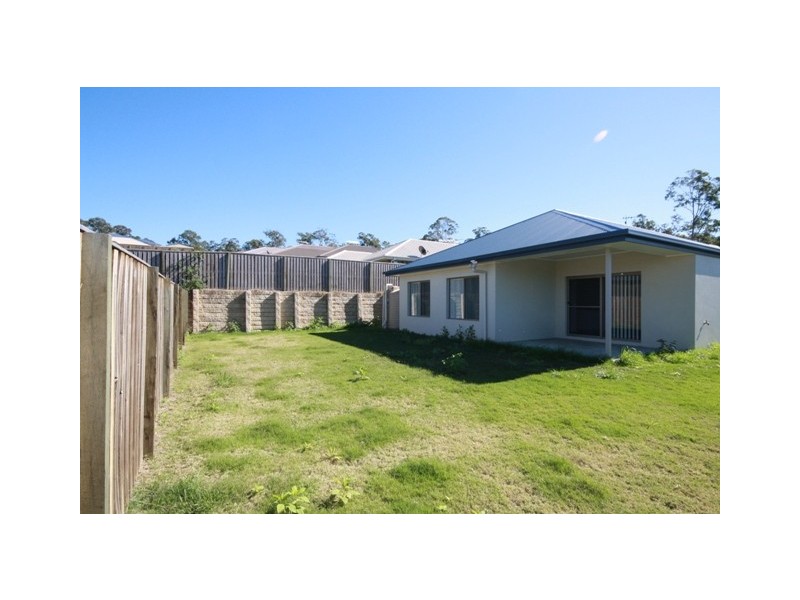 7 Goldenwood Crescent, Fernvale QLD 4306