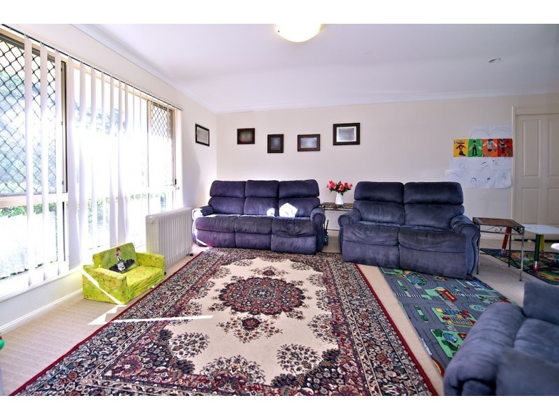 35 Polzin Drive, Goodna QLD 4300