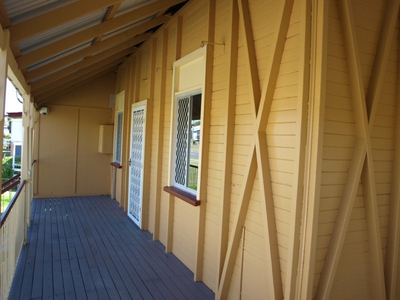 42 Railway Street, Booval QLD 4304