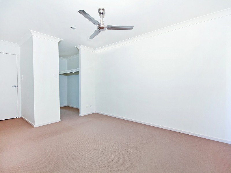 14/15 Workshops Street, Brassall QLD 4305