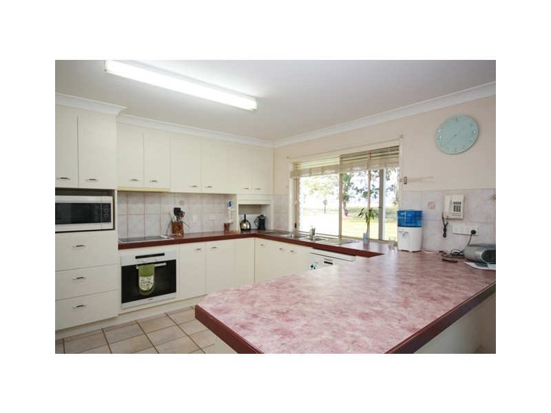 81 Linum Road, Wivenhoe Pocket QLD 4306