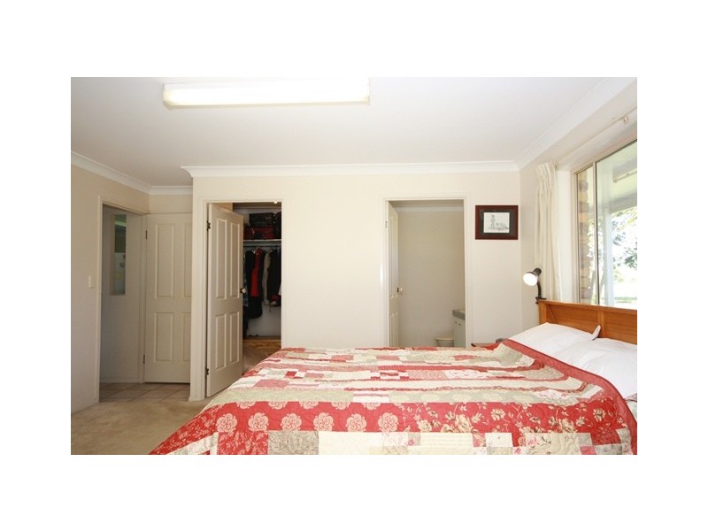 81 Linum Road, Wivenhoe Pocket QLD 4306